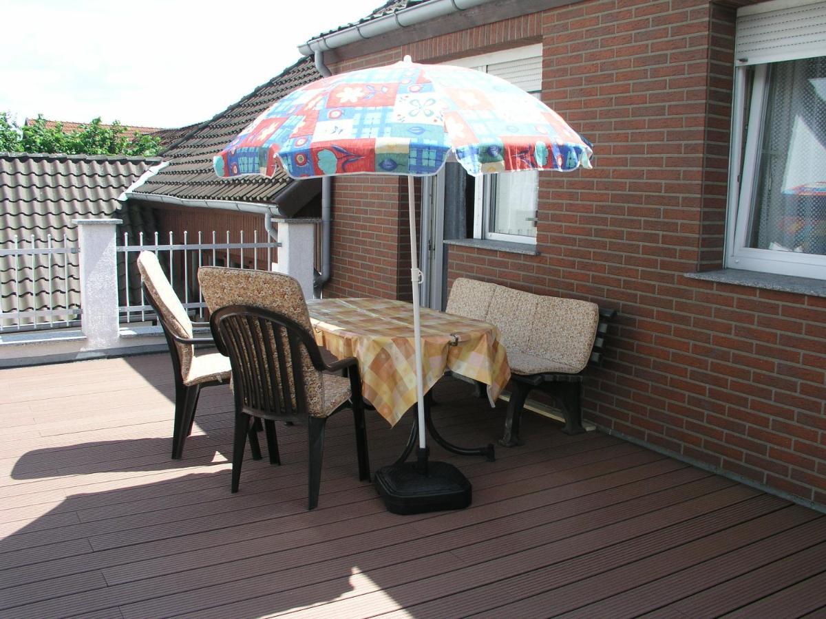 Ferienwohnung Am Deister Mit Grossem Balkon Шпринге Екстериор снимка